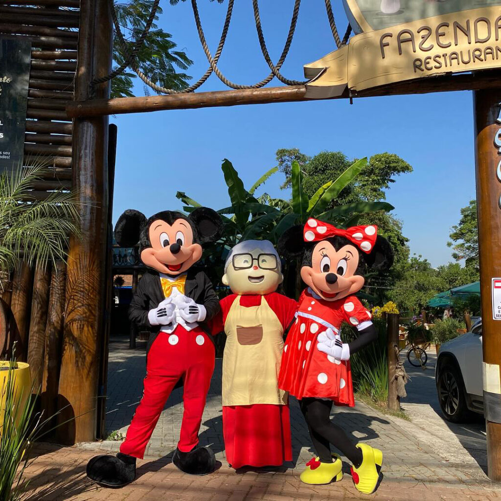 vovo-mickey-e-minnie-2.jpeg